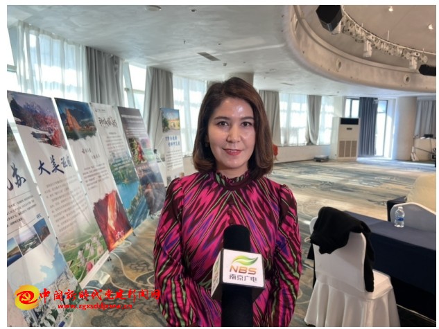 �ػ�ˮӳ��ɽѩ ������ů���մ������Ͼ����������ú������������Ҹ���ͼ