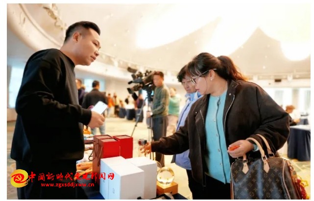 秦淮水映天山雪 惠政情暖百姓春——南京阿克苏文旅合作共绘万里幸福蓝图 秦淮水映天山雪 惠政情暖百姓春——南京阿克苏文旅合作共绘万里幸福蓝图